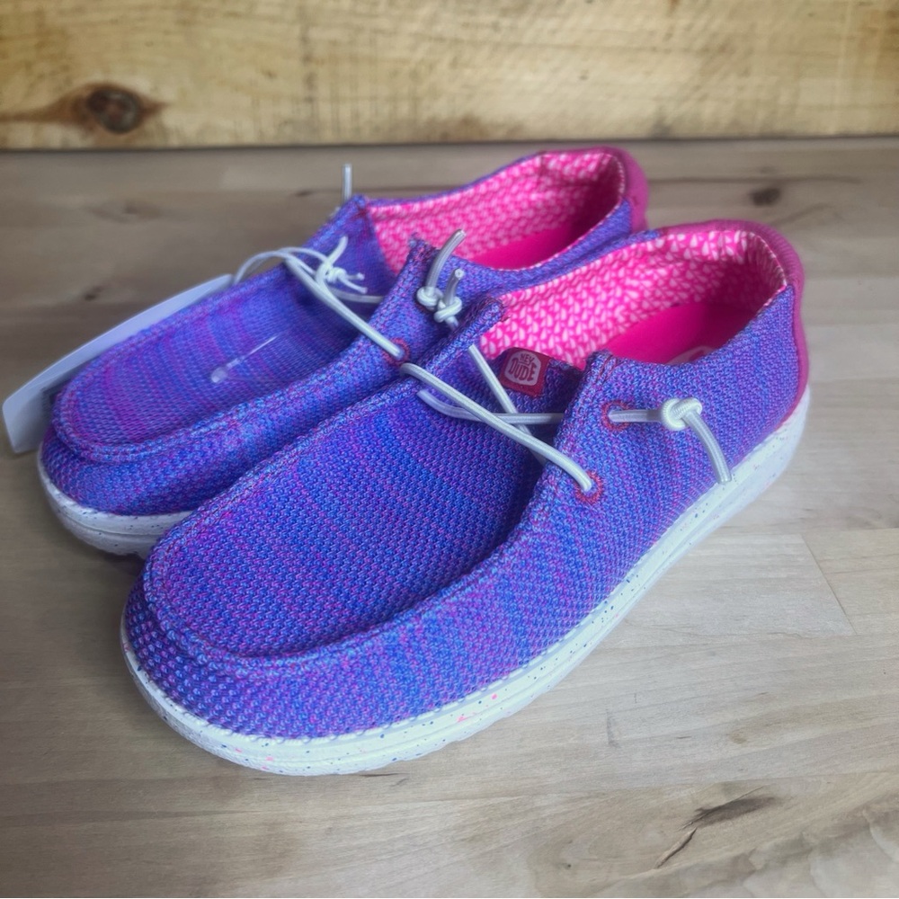 Hey Dude Wendy Youth Dreamer Pink Interior in Purple NWT Size J3